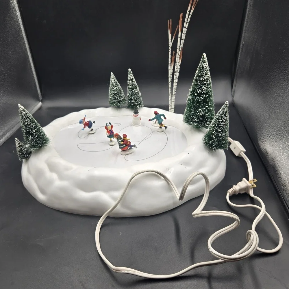 Department 56 Christmas Village Animated Skating Pond Tested Working See Video